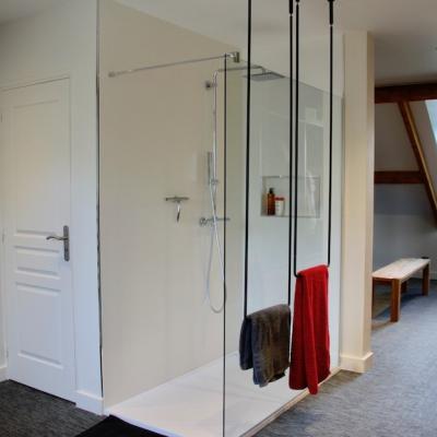 Modernisation d'une maison avec cuisine ilot et verriere