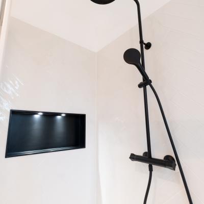 Niche led pour douche